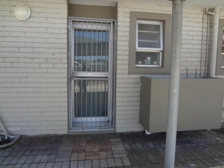 1 Bedroom Property for Sale in Humewood Extension Eastern Cape